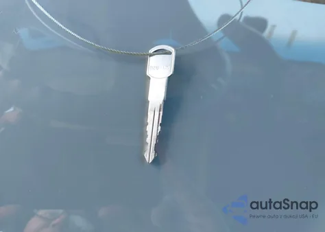 1999 Chevrolet Suburban 1500 Lt from USA, damaged, VIN 1GNEC16R8XJ328609